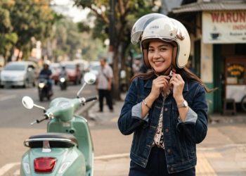 Helm Retro Wanita Tren, 8 Pilihan untuk Berkendara yang Makin Nyaman