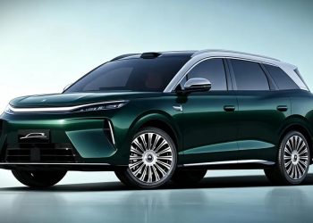 SUV Terbaru Mampu Menempuh Jarak 800 Km Dikenalkan oleh BYD