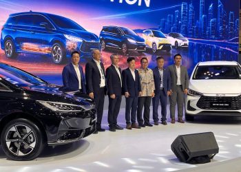 Produksi Lokal BYD M6 EV Diluncurkan di GIIAS 2026, Apakah Harga Berubah?