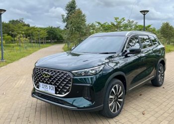 Chery Tiggo 8 CSH Berasap di GIIAS 2026, Ini Penyebab Aslinya!