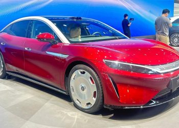 Sedan Listrik Ini Bisa Menempuh 1.008 Km Sekali Cas