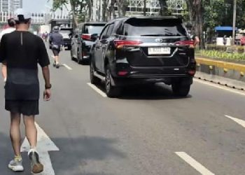 Viral Fortuner dan Alphard Pelat Nomor ZZ Terobos CFD, Siapa Pemiliknya?