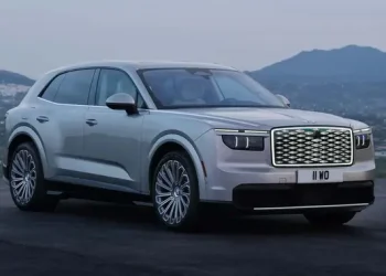 Bentley Luncurkan SUV Listrik Torcal yang Menawarkan Kemewahan Inggris