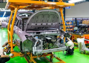 TKDN Otomotif Meningkat hingga 80% pada 2030, Baterai Mobil Listrik Sebagai Kunci