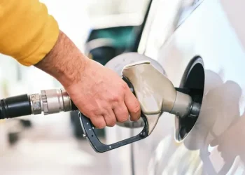 Sepuluh Penyebab Bau Bensin di Dalam Kabin Mobil