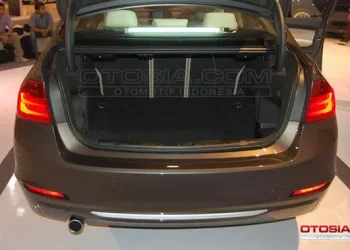 Bebas Bau dan Jamur, 5 Cara Mudah Merawat Bagasi Mobil
