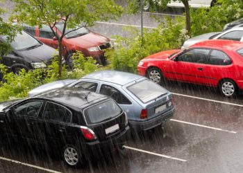 Musim Hujan Segera Tiba, Periksa Delapan Komponen Mobil Ini Wajib dilakukan