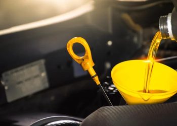 Dipstick Oli Tidak Ada pada Mobil Modern, Ini Penyebabnya