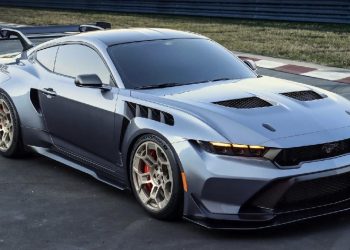 Ford Memiliki Mesin V8 yang Lebih Menggoda Dibanding Mustang GTD