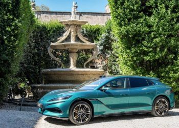 Denza Z9 GT Hadir dengan Teknologi God’s Eye, Simak Keunggulannya