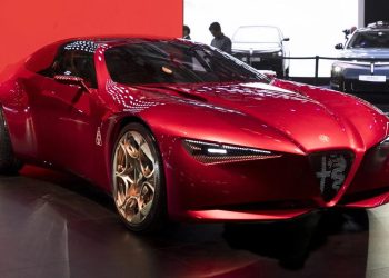 Goyang Pameran Paris, Memperlihatkan Konsep Cuorerosso dari Alfa Romeo